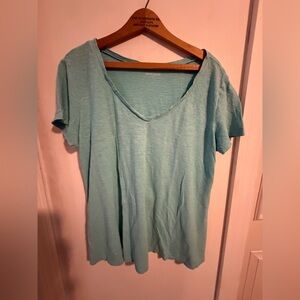 Eileen Fisher bright blue/teal v neck t shirt made from hemp and cotton. Size L.